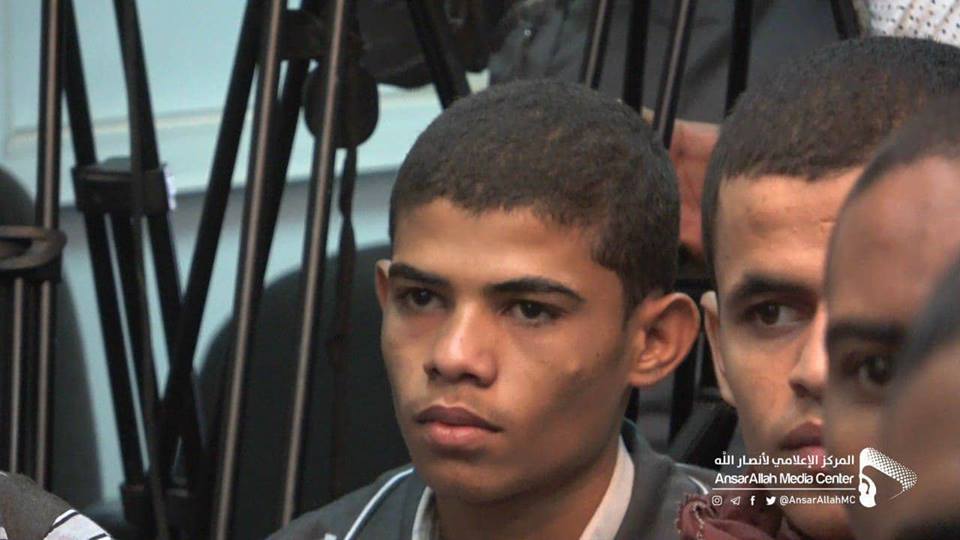 صنعاء تسلم الصليب الأحمر واليونيسيف 31 طفلاً جندهم التحالف الخبر اليمني