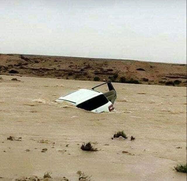 التحالف يمنع عُمان من إنقاذ العالقين في المهرة جراء إعصار"لبان" إعصار لبان