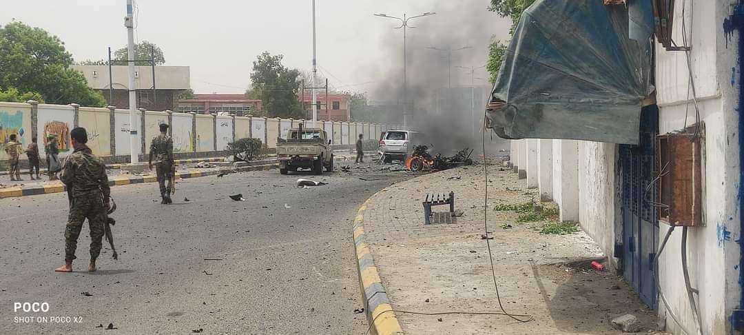 مواجهات عنيفة في عدن بعد يوم من تفجيرات دامية