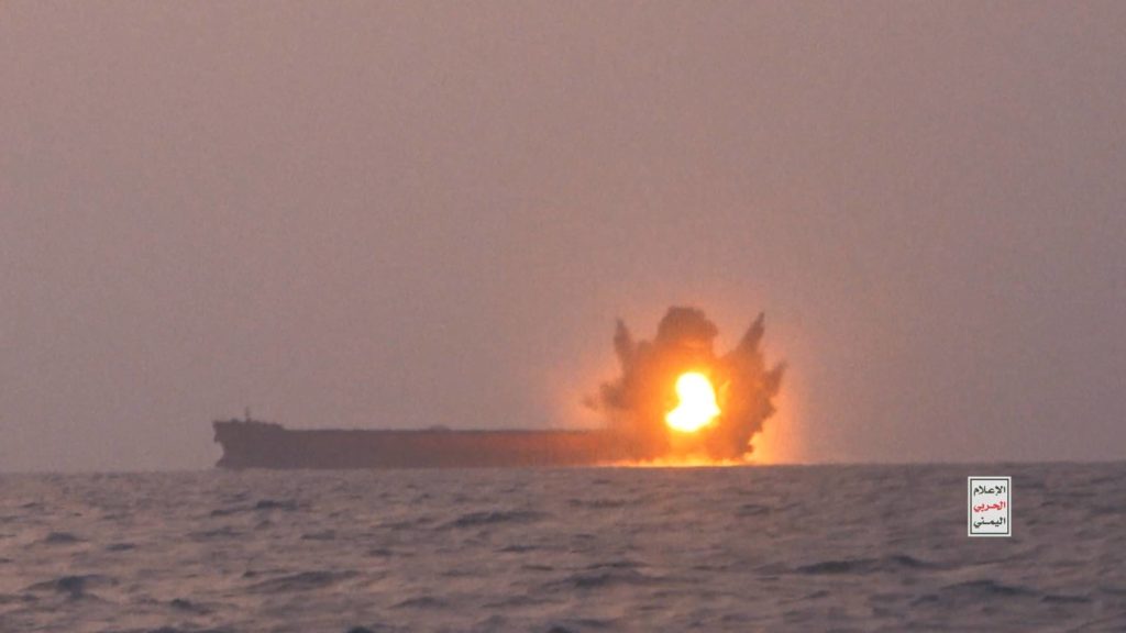 By photos | One of the operations of the "Destructive Towfan" boat in the Red Sea