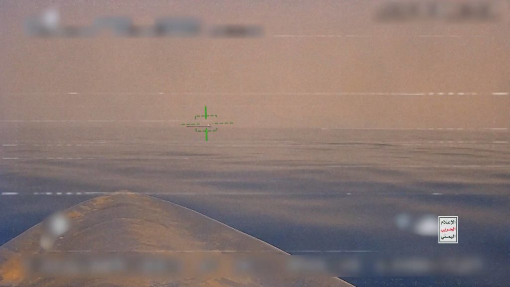 By photos | One of the operations of the "Destructive Towfan" boat in the Red Sea