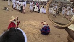 مهرجان "القطيع" التراثي بالحديدة يختتم فعالياته بعروض فلكلورية وفروسية وسط حضور جماهيري حاشد #مهرجان_القطيع