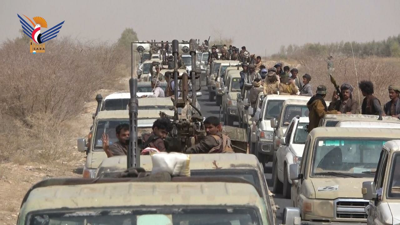 كبرى قبائل الجوف تعلن الجهوزية وتجدد التفويض الكامل لقائد أنصار الله الجوف