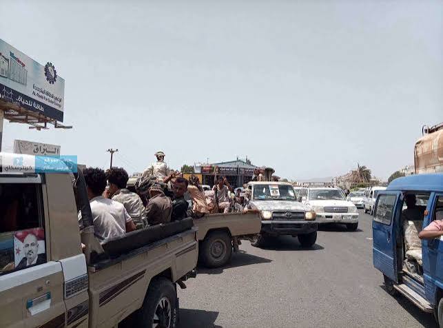 محاولات سعودية لشق فصائل الانتقالي بعدن مع رفضها وساطة جديدة محاولات سعودية لشق فصائل الانتقالي بعدن مع رفضها وساطة جديدة