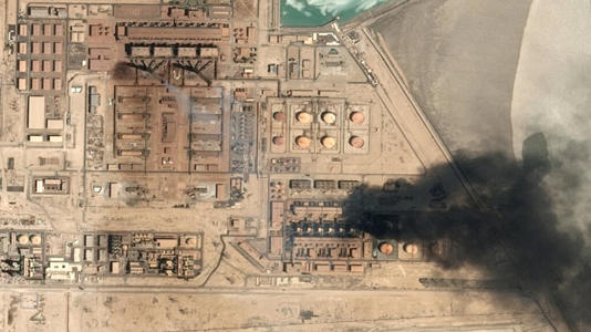 Repercussions of the Yanbu strike. . . A major German company halts operations and leaves Saudi Arabia | الخبر اليمني