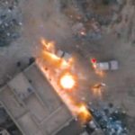 ​شاهد: "رجوم" المسيرة تُمطر تجمعات وآليات الفصائل السعودية بالقذائف وتدمّر آلياتهم وتحصيناتهم الإعلام الحربي