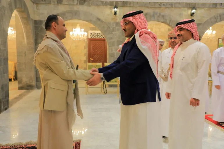 قلق في أوساط نخب “الشرعية” مع ترقب اتفاق سعودي مع “الحوثيين”