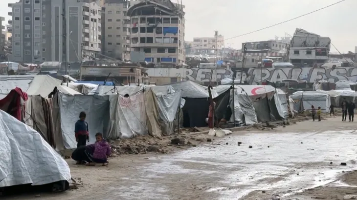 Nine hundred and fifty displaced people are at risk of floods as winter approaches in the Gaza Strip
